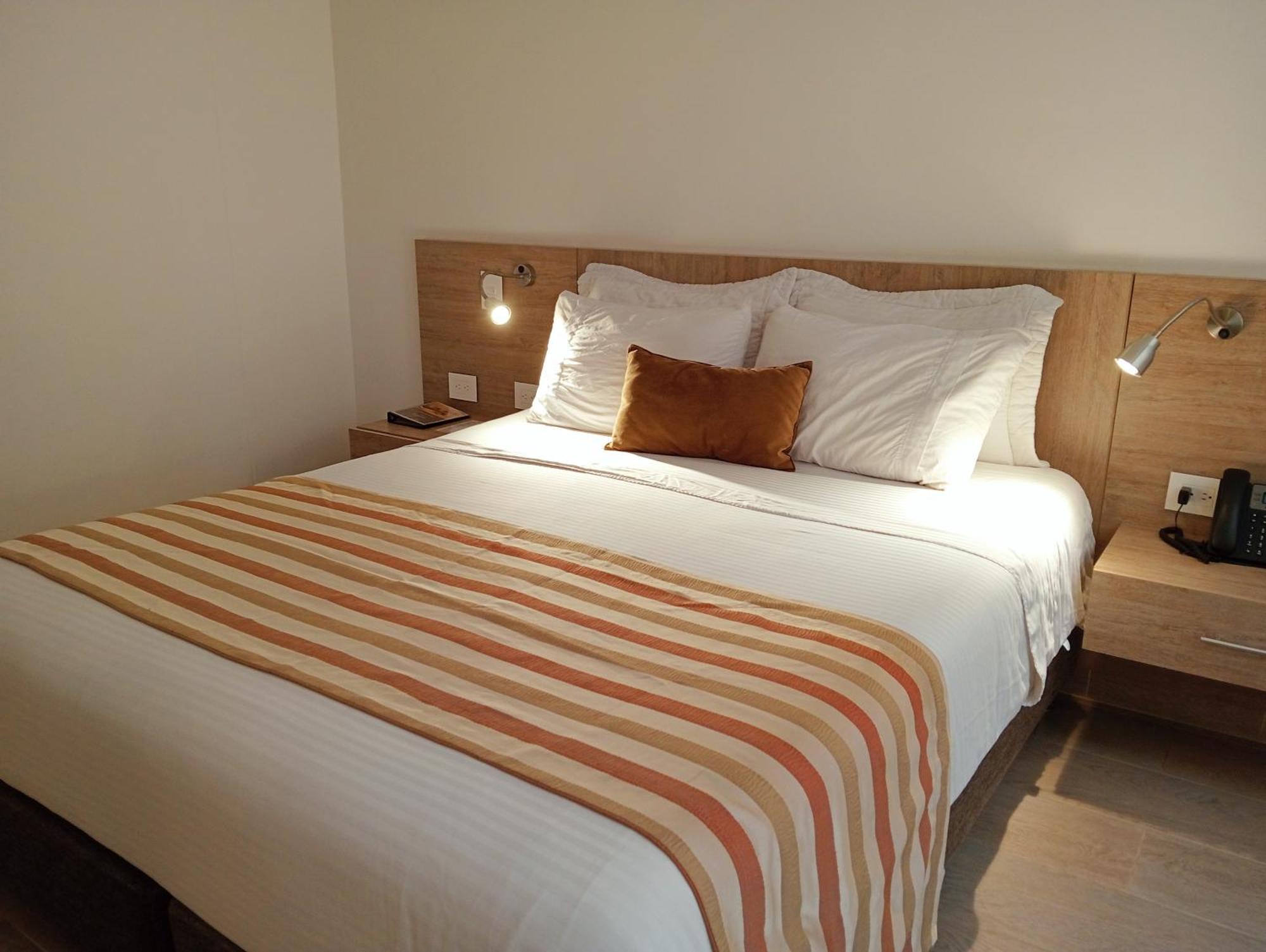 Hotel Lomas 10 Medellin By Dico Ngoại thất bức ảnh
