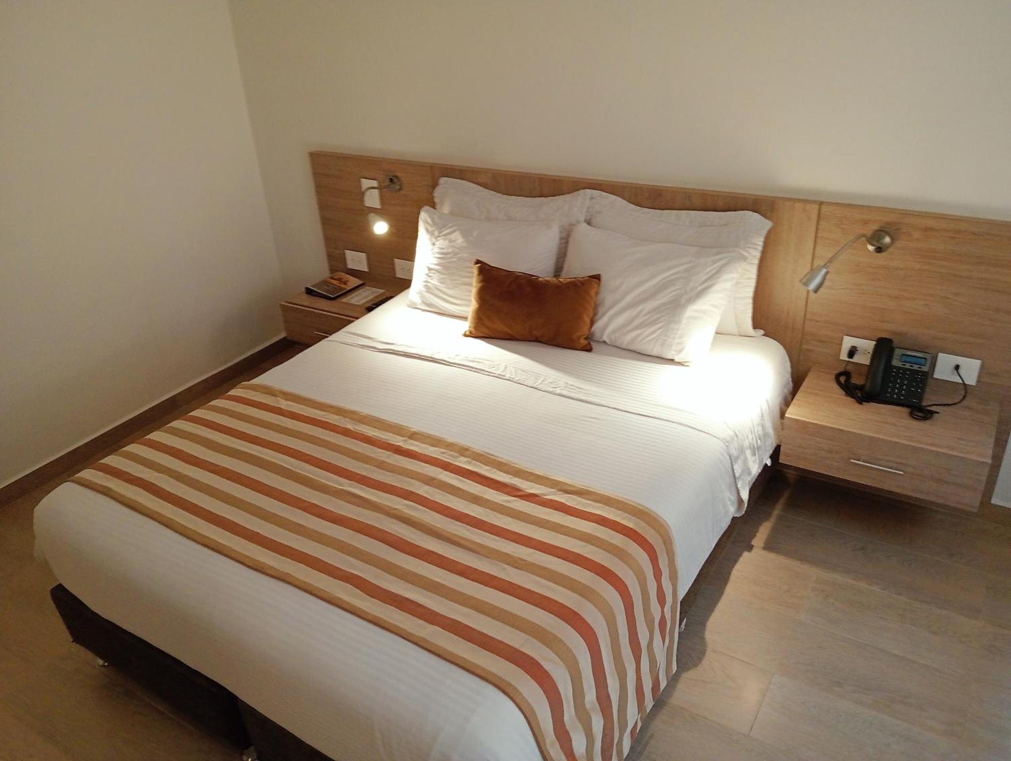 Hotel Lomas 10 Medellin By Dico Ngoại thất bức ảnh