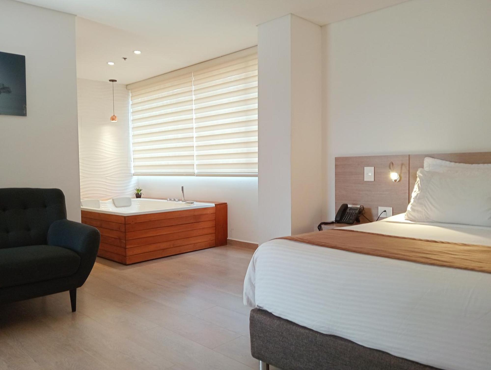 Hotel Lomas 10 Medellin By Dico Ngoại thất bức ảnh